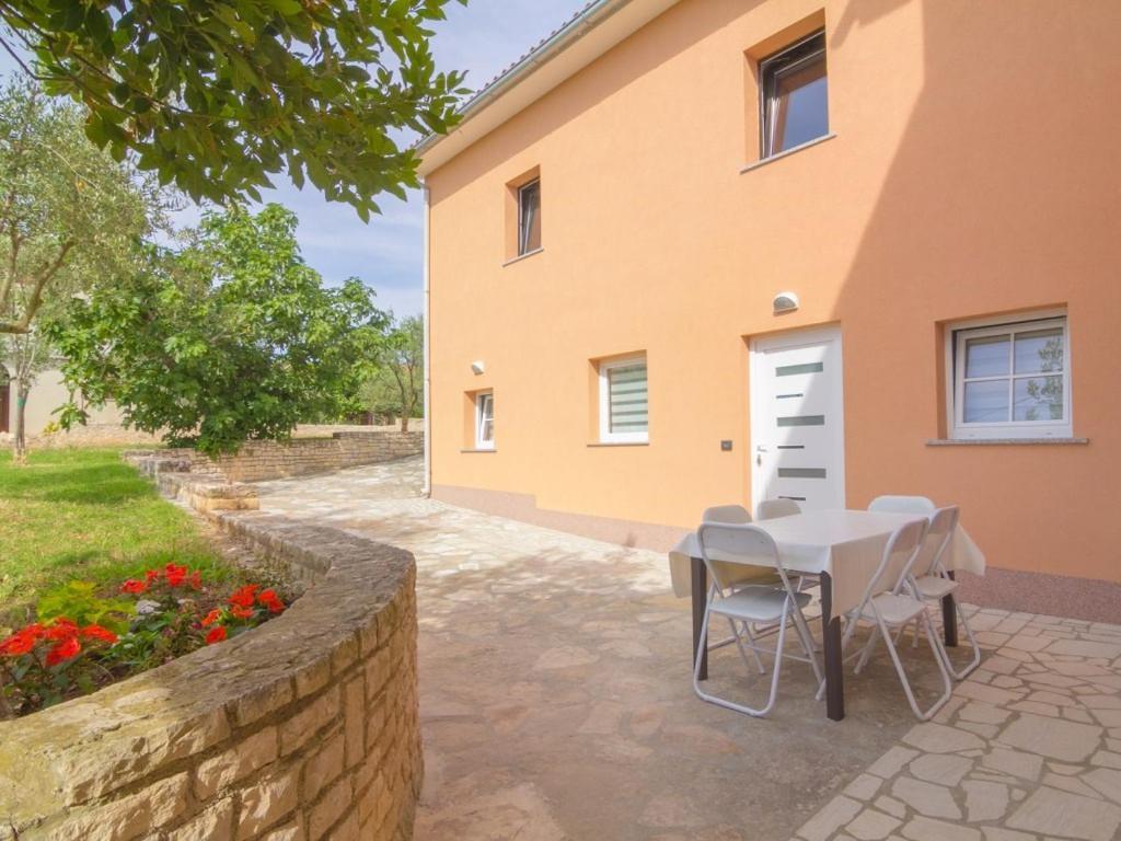 New Family 2 Bedroom Apartment Vodnjan Exteriör bild